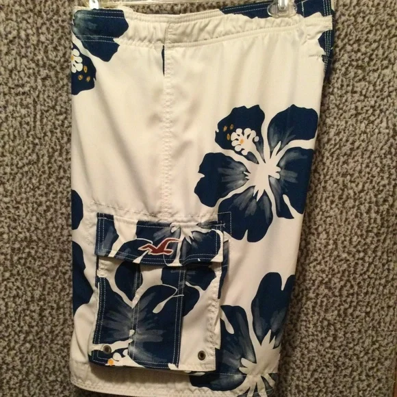 Hollister Swim Shorts - Picture 1 of 7